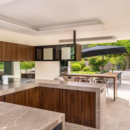 Stylish With A Pool And An Outdoor Kitchen Set In A Beautiful Valley In The North-east Of Mallorca Pollenca
